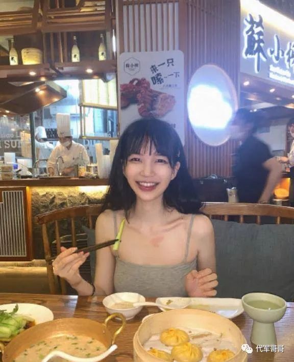 狼狈为奸？知名艺考机构老师杜英哲，北电导演系学生赵韦弦被曝丑闻休闲区蓝鸢梦想 - Www.slyday.coM