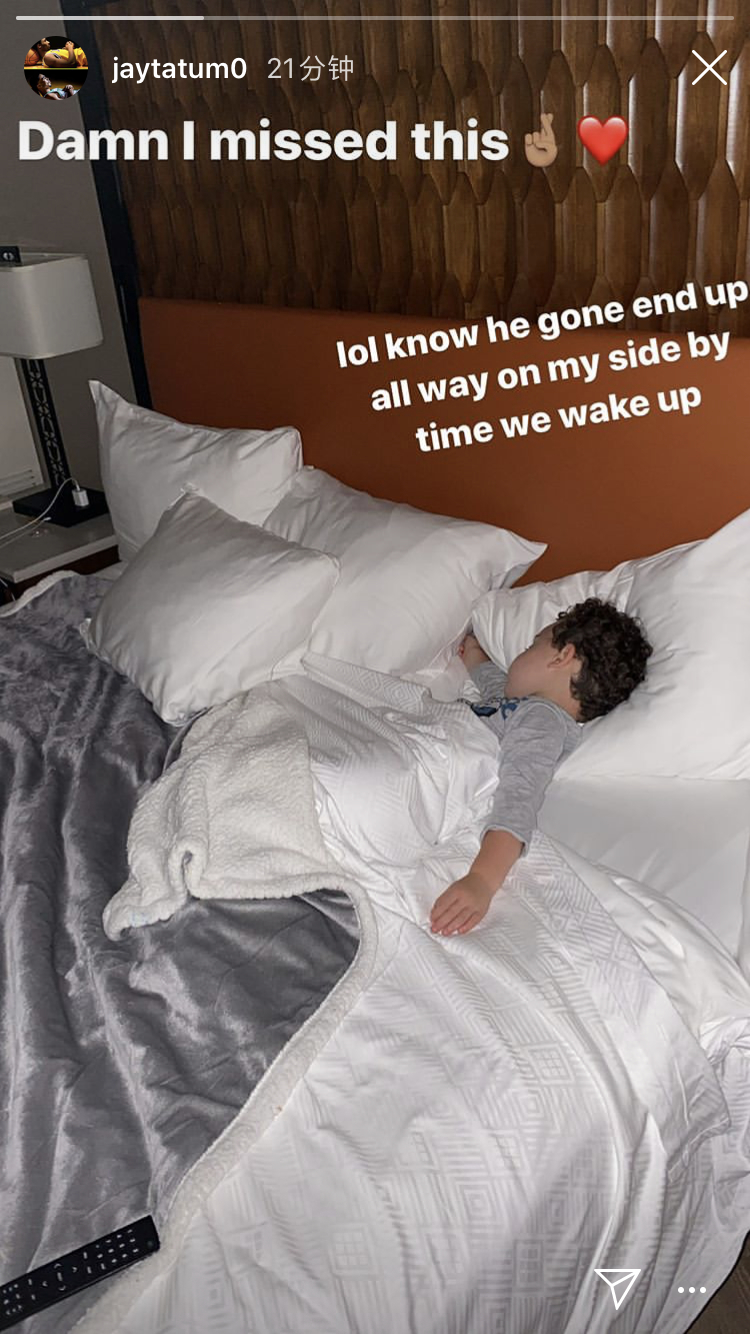 塔图姆ins story &snapchat分享deuce萌照,爷俩终于团聚啦.