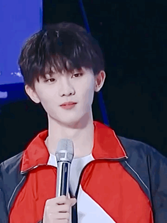 新年分享一组红色系马嘉祺动图快来沾沾喜气