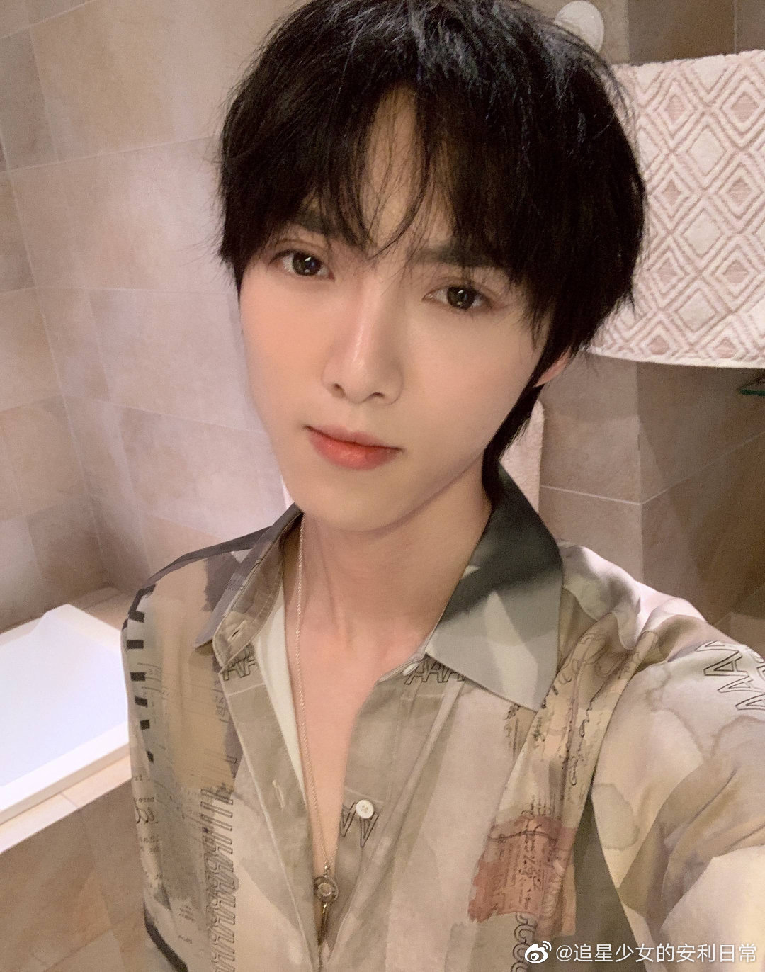 赵磊 行走的穿搭教科书,盘靓条顺穿什么都好看!