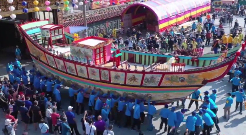 《航拍中国》第四季：新时代大美中国的壮丽画卷休闲区蓝鸢梦想 - Www.slyday.coM