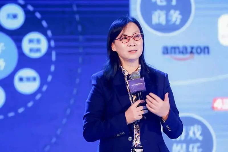 北京大学教授陈春花陷造假风波 博士学位来自野