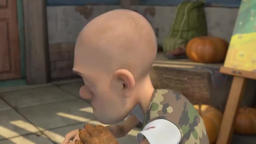 光头强给熊二练忍功羽毛挠脚心,惨被踢老腰差点没断!