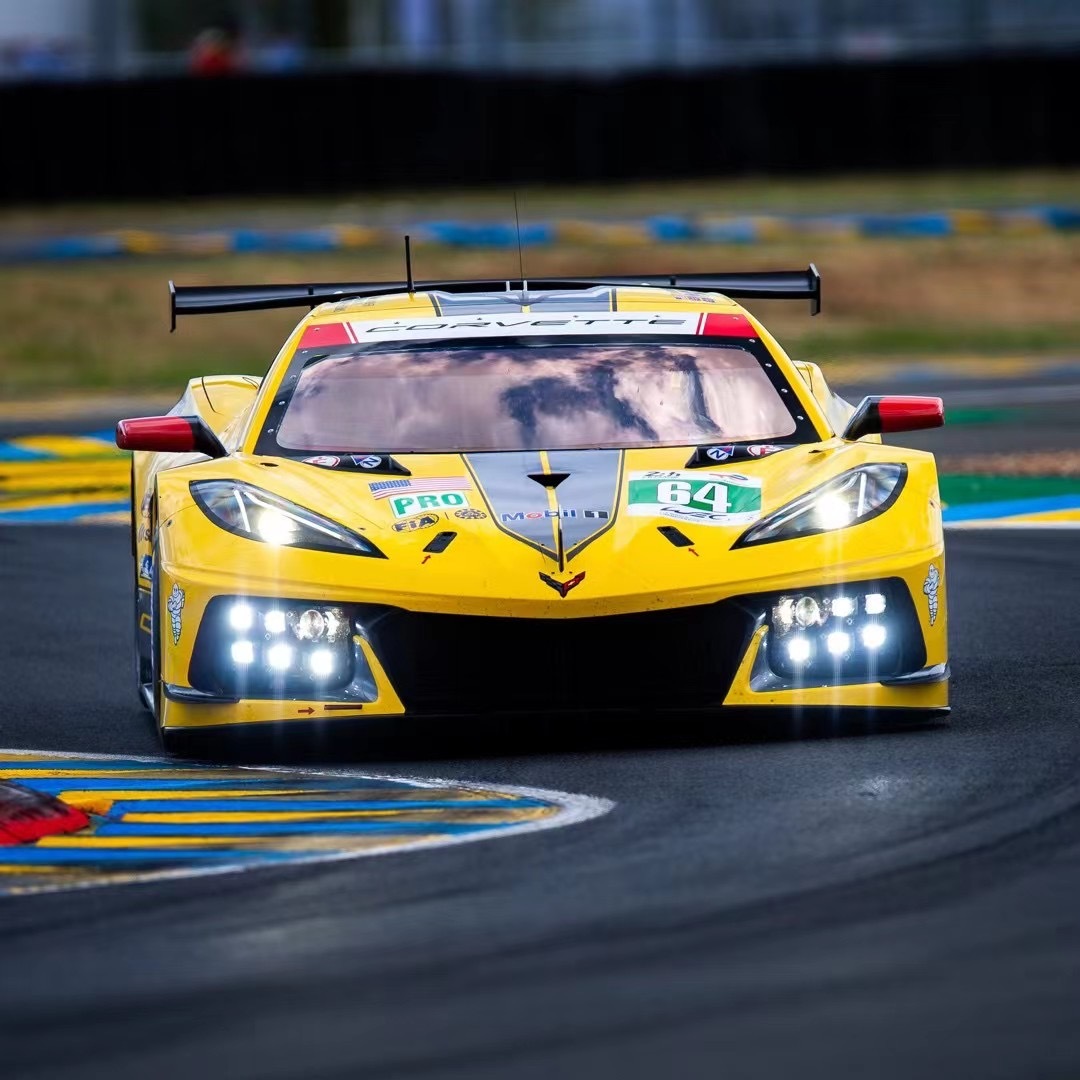 其实这次勒芒24小时耐力赛我很期待科尔维特c8 r gt赛车的表现,看惯了