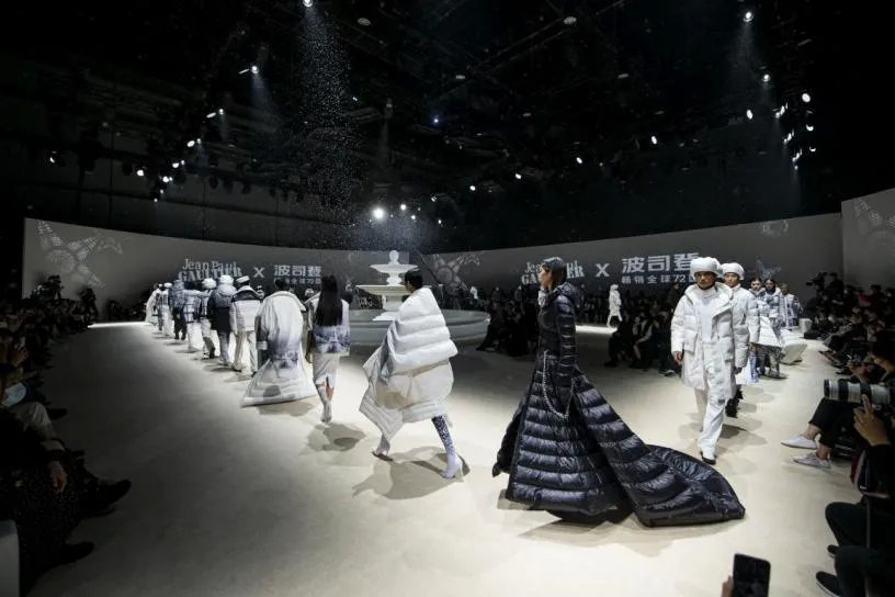 中国服装品牌巨变 全球化品牌优势凸显 品牌新事 财经头条 中国服装品牌巨变 全球化品牌优势凸显 品牌新事 财经头条