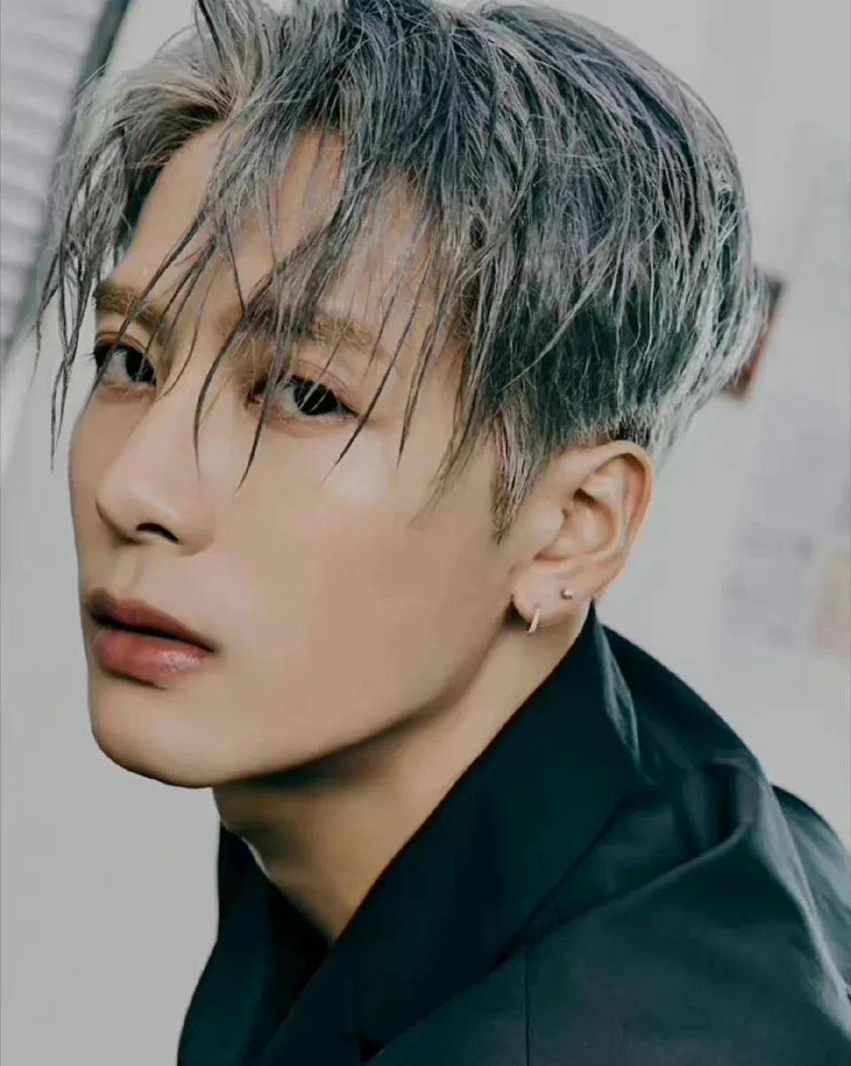 男明星湿发造型有多绝?成毅杨洋视觉盛宴,看到肖战王一博太惊艳休闲区蓝鸢梦想 - Www.slyday.coM 男明星湿发造型有多绝?成毅杨洋视觉盛宴,看到肖战王一博太惊艳休闲区蓝鸢梦想 - Www.slyday.coM