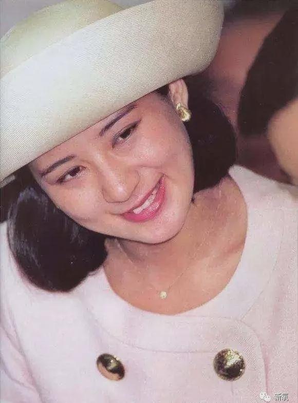 飒爽女外交官登上日本皇后宝座,可余生时光却失去自由|雅子|宫内厅