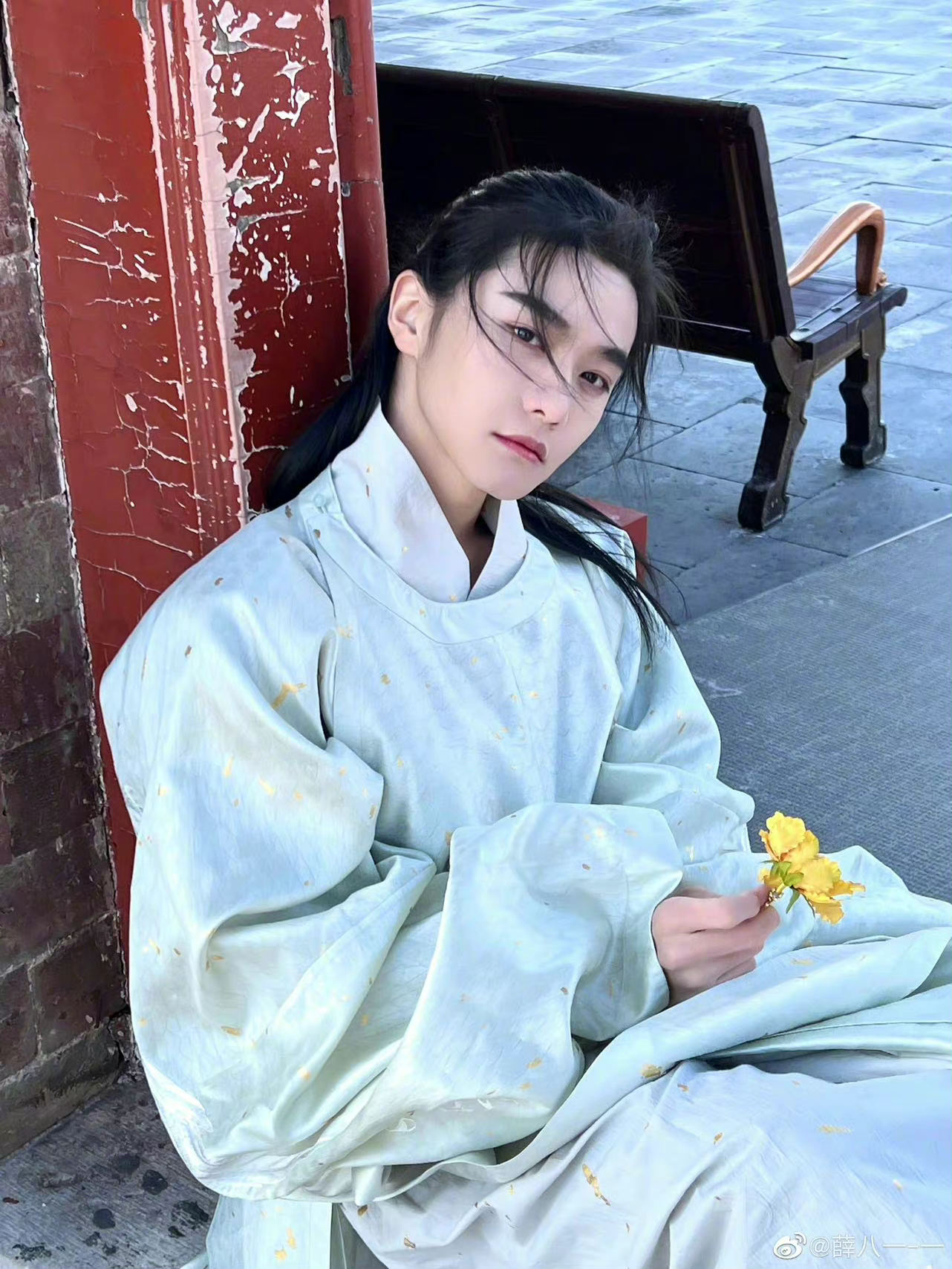 薛八一仙剑奇侠传六撑伞路透图掉落薛八一古装造型绝绝子