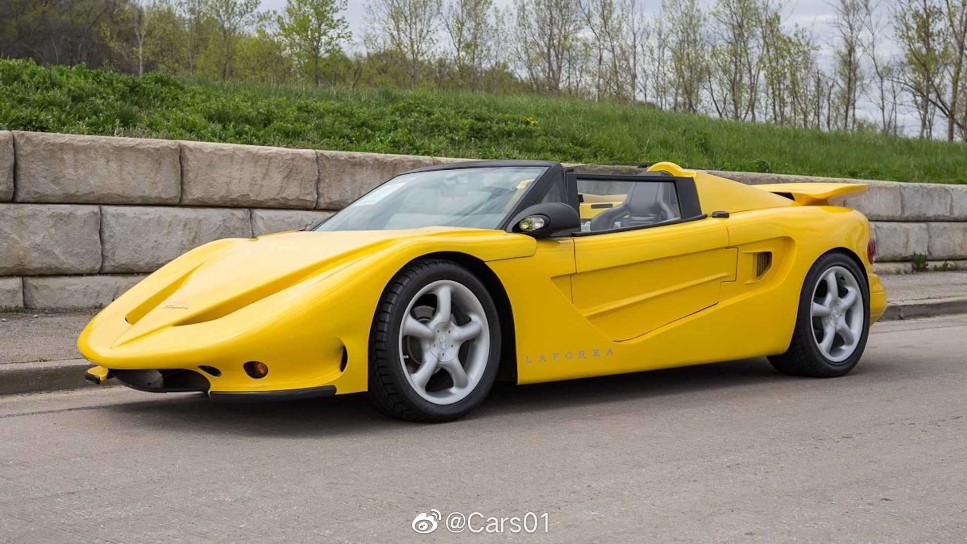 纯手工打造的敞篷跑车la forza spyder