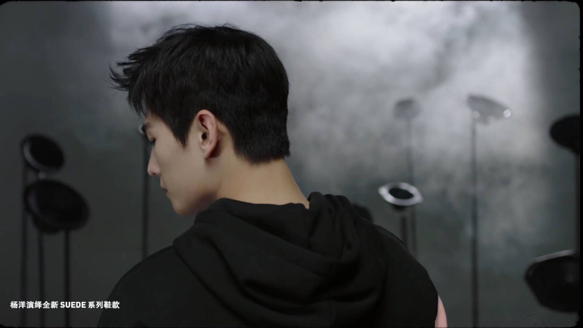 杨洋这圆润的后脑勺,侧面的弧度也太完美了,这怕不就是后脑勺杀_高清