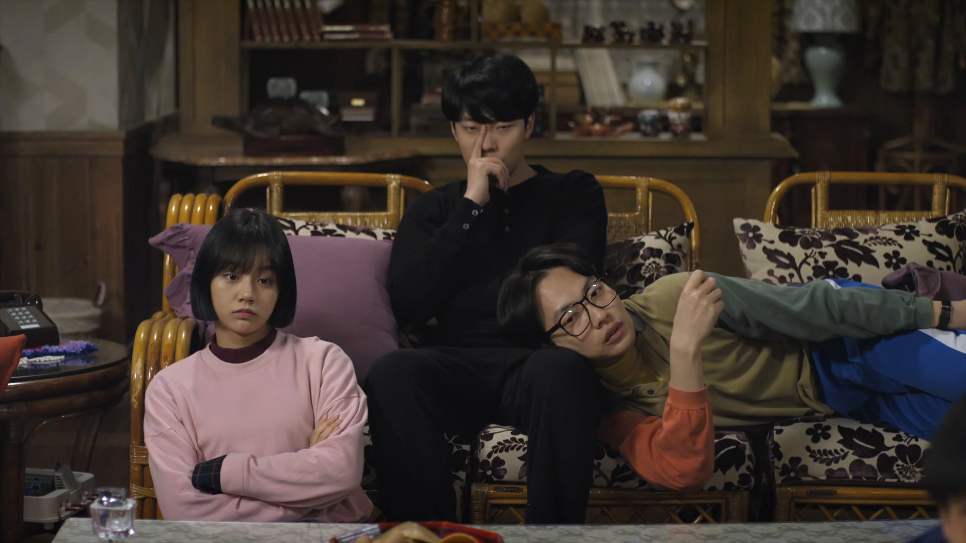 分享一组珍藏的请回答1988ipad电脑壁纸