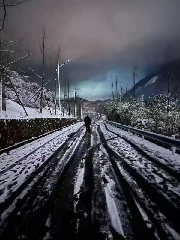 随手一拍都是大片！你的朋友圈办摄影大赛了吗～雪后出行要注意休闲区蓝鸢梦想 - Www.slyday.coM