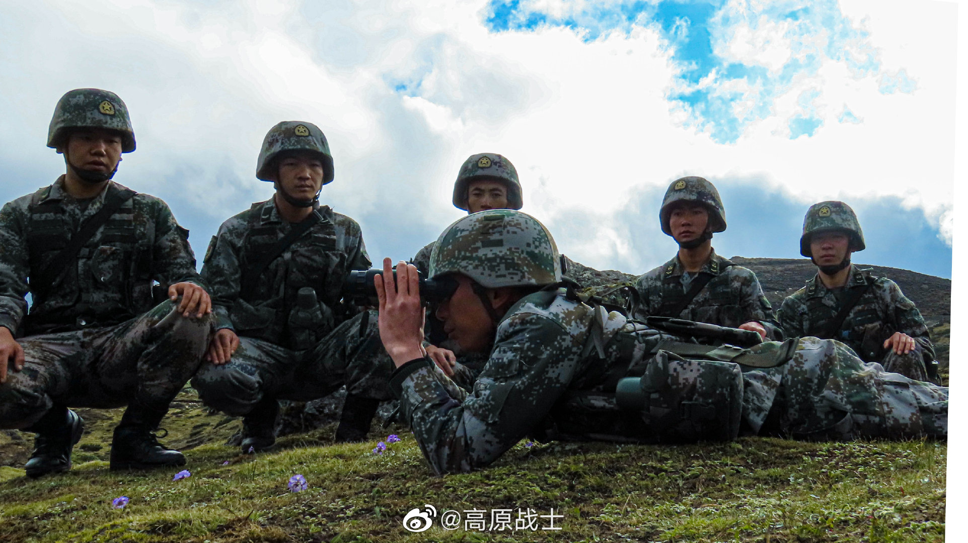 致敬军人 中数新丽江影城邀请300余名驻丽部队官兵免费观影