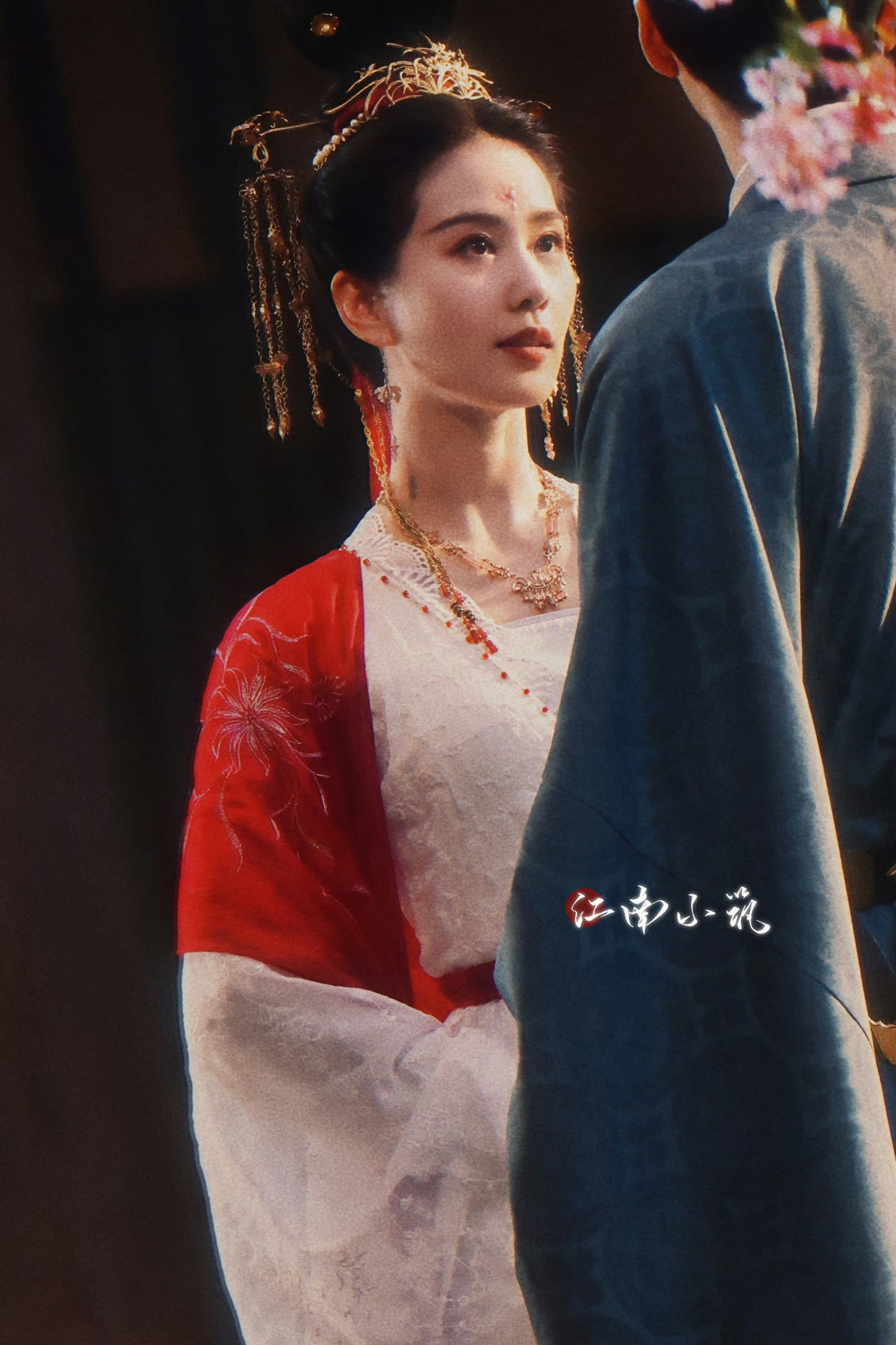 我说任如意是来净化眼球的 任如意 / 红白舞衣_高清图集_新浪网