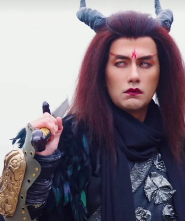 回忆鲨黄志玮再现魔尊重楼经典造型让人梦回剑3太帅了