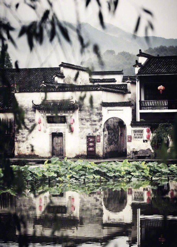 白墙黛瓦,水墨人家,宏村