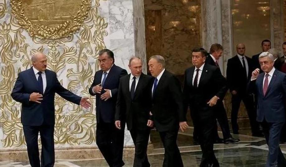 打起来了！吉尔吉斯坦与塔吉克斯坦互相开火，俄罗斯又紧张了休闲区蓝鸢梦想 - Www.slyday.coM