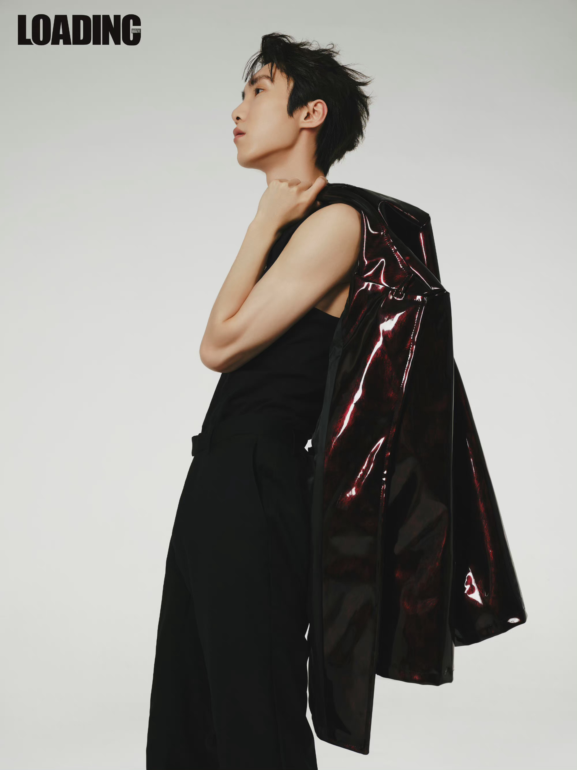 赵磊7015loading杂志封面,毕业后个人首封!__财经头条