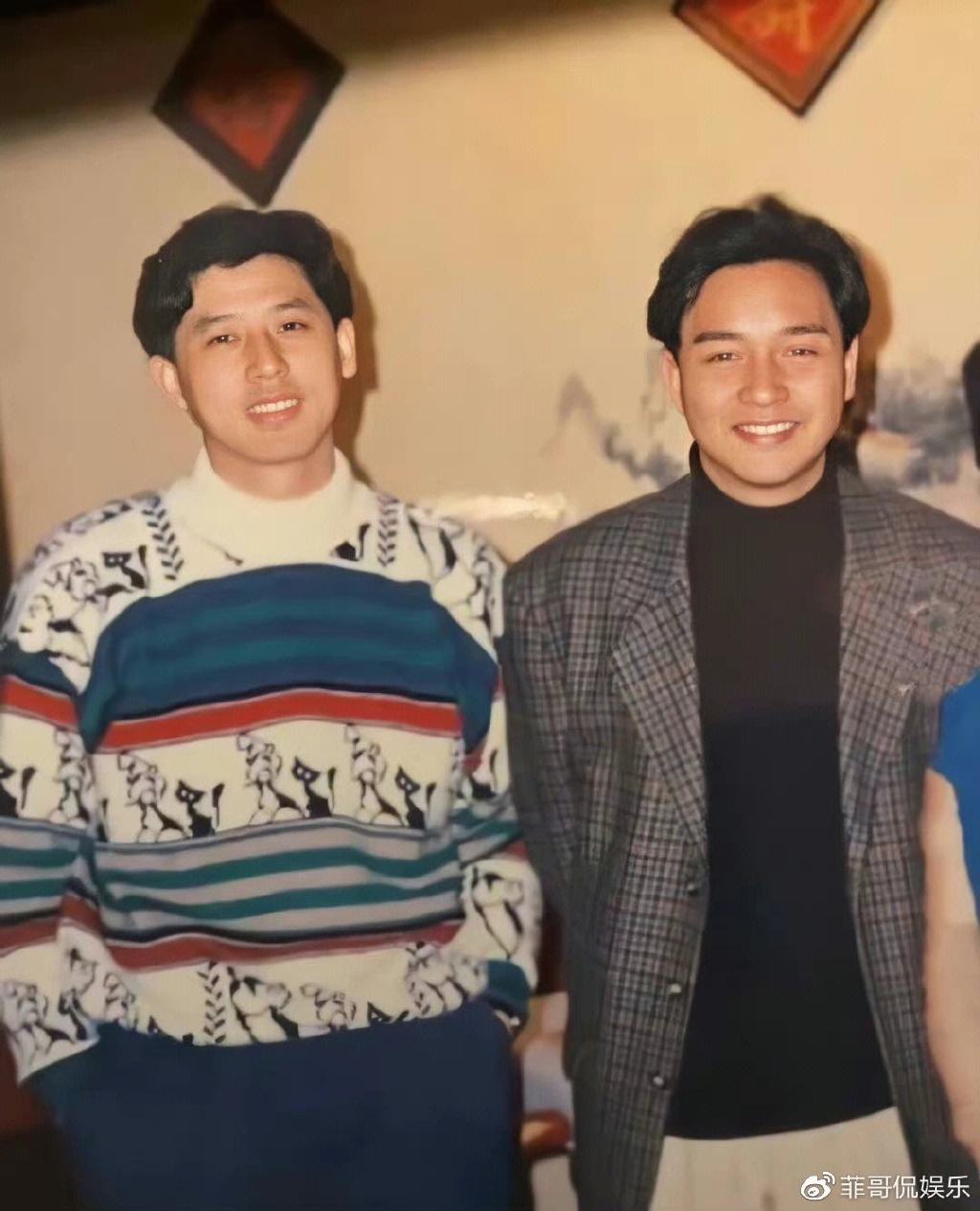 唐鹤德晒20年来珍藏的牵手照,感恩张国荣,坚守初心无惧谣言诽谤__财经