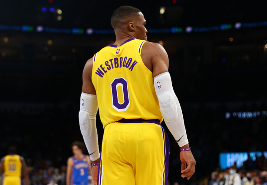 湖人连创耻辱纪录沃格尔为威少解围浓眉太孤单真需要老詹