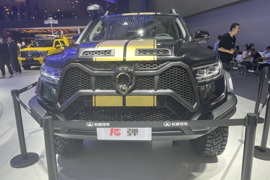 长城皮卡新车亮相广州车展龙弹版炮预售27万起金刚炮首次亮相
