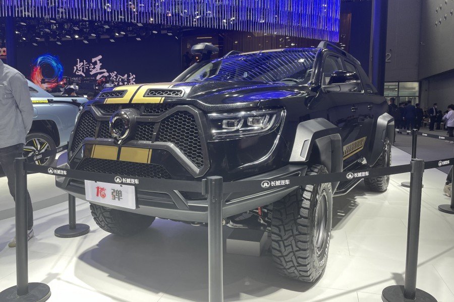 长城皮卡新车亮相广州车展龙弹版炮预售27万起金刚炮首次亮相