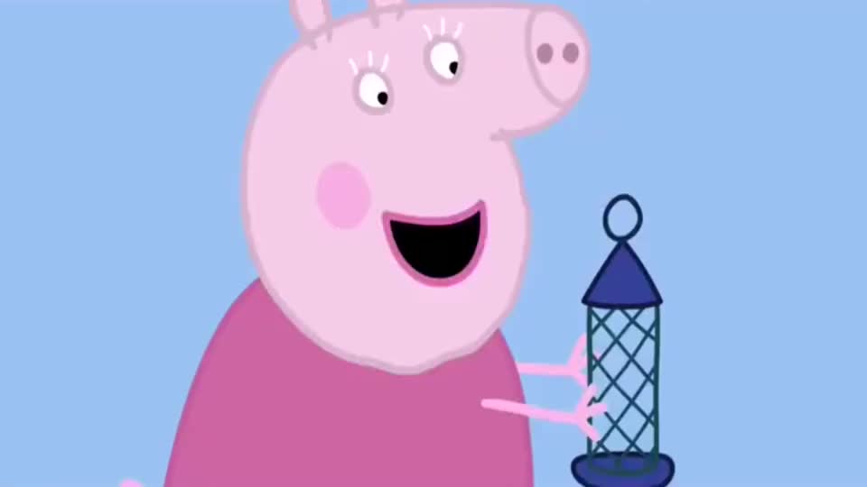 小猪佩奇猪奶奶做了一个喂鸟器小鸟们很喜欢