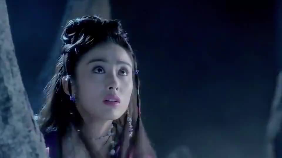 李秋水大战巫行云全程高能精彩不断简直是武侠版星球大战