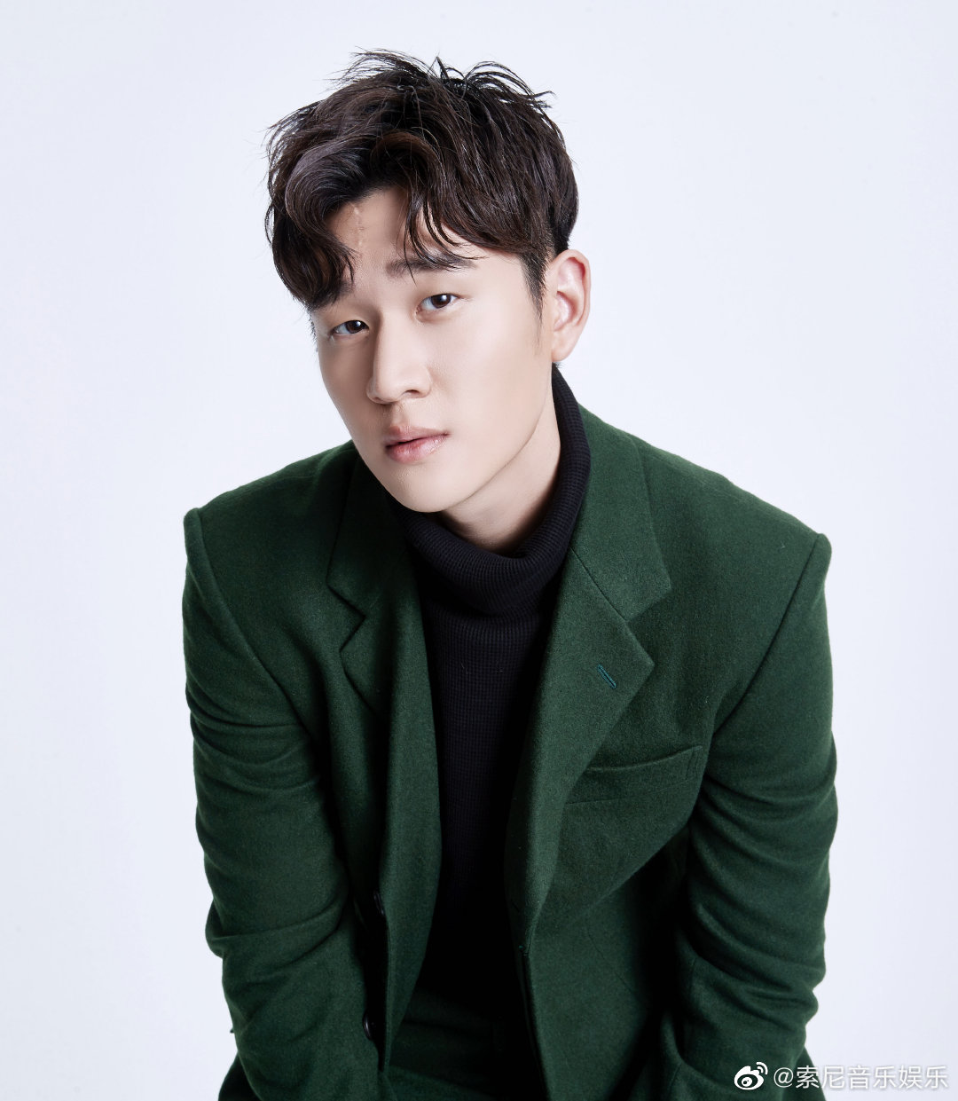 "亚洲创作新天王"@eric周兴哲 日前邀集索尼亚洲群星为慈善而唱