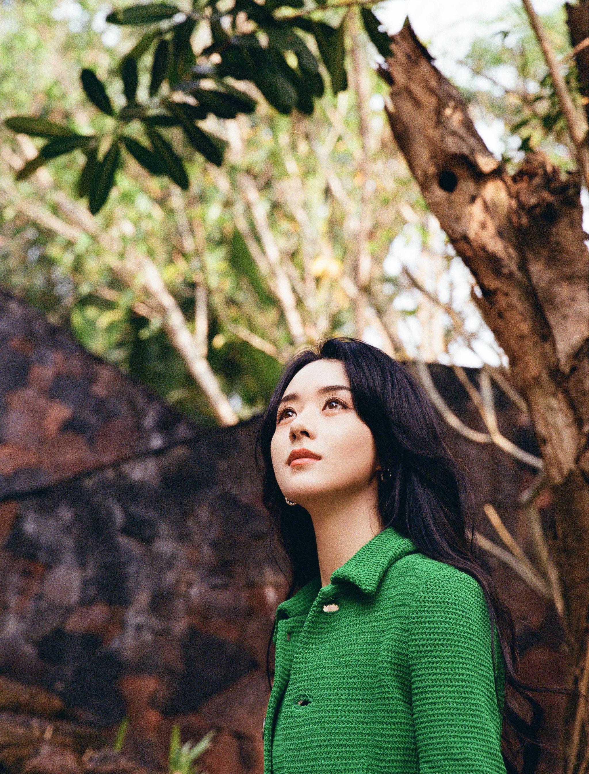 啊啊啊好美啊颖宝,满满的初夏气息 漂亮姐姐出道十五周年快乐!