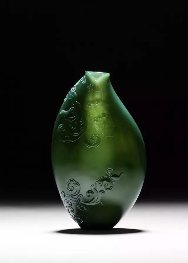 玉雕器皿欣赏 图片来自国家和田玉检验中心 @中国翡翠__财经头条