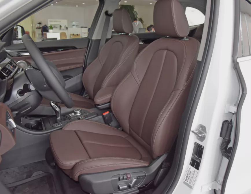 入门级豪华SUV对比：宝马X1和沃尔沃XC40谁更值得入手？