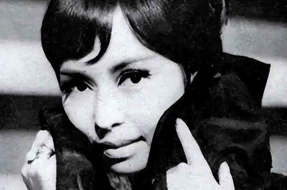 “女版007”狄娜：追求者为其险些自杀，她有着怎样的传奇人生？休闲区蓝鸢梦想 - Www.slyday.coM