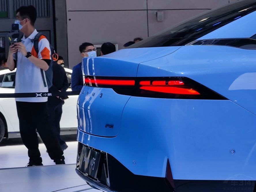 大众ID.4 CROZZ就真的香吗？这四款国产新能源车型表示不同意