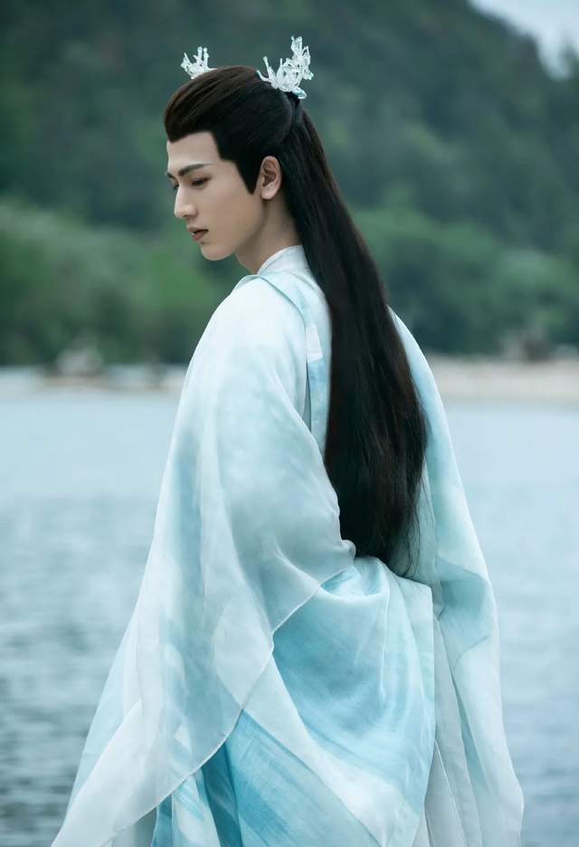 都在夸《苍兰诀》里的虞书欣和张凌赫，难道王鹤棣不绝吗？休闲区蓝鸢梦想 - Www.slyday.coM