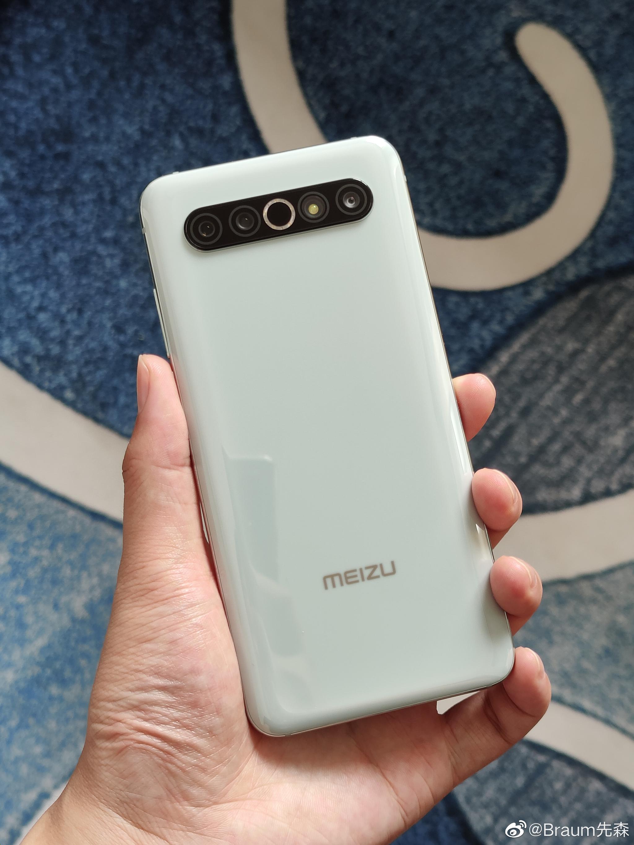 天青背板,白色面板,银色中框,这才是魅族17 pro该有的样子.