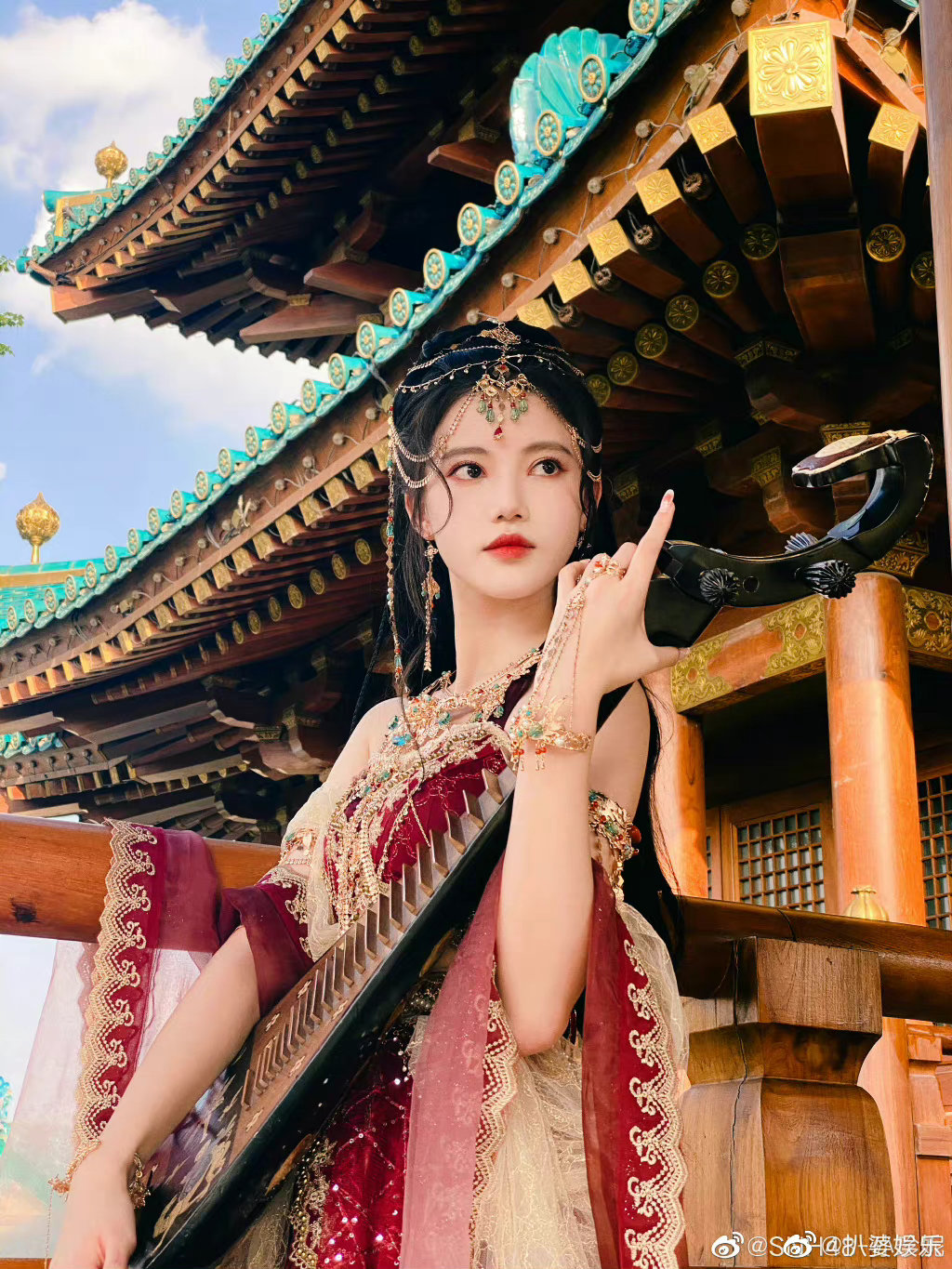 孙珍妮西域风的写真这造型真的绝了啊异域风情