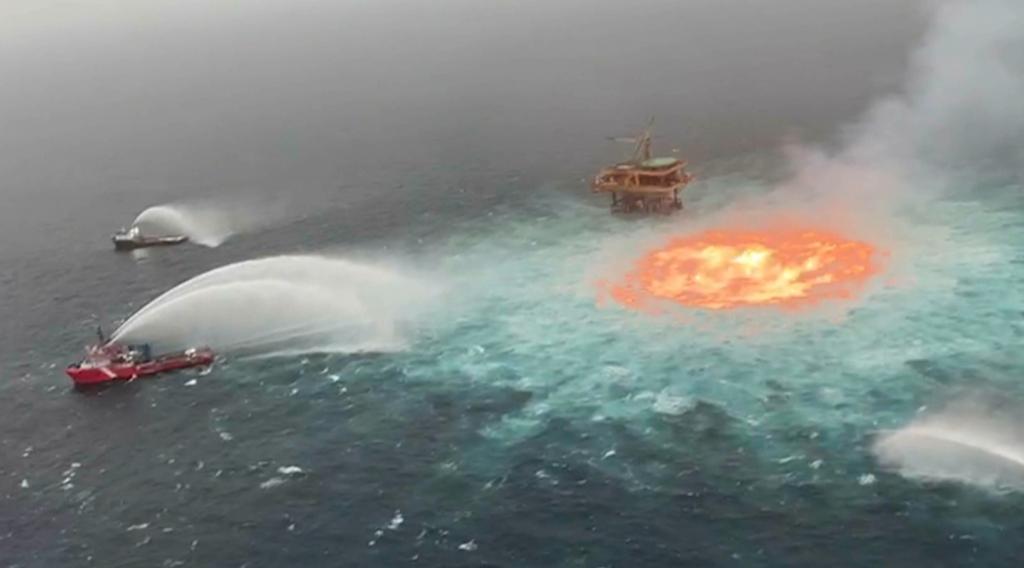 恐怖画面曝光！海底天然气管道破裂，墨西哥湾水面出现“火眼”休闲区蓝鸢梦想 - Www.slyday.coM