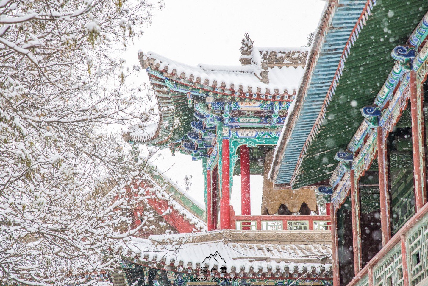 兰州五泉山的雪中国传统建筑配上雪景