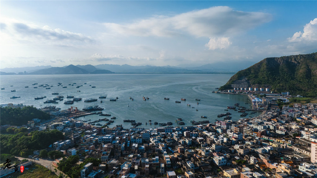 汕尾私藏旅游胜地，被誉为中国五渔村。一篇攻略带你玩转马宫沙滩