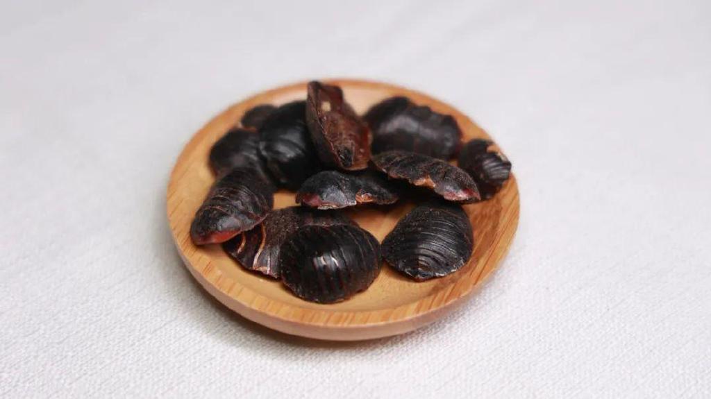 大黄34虫丸全方以大黄和34虫命名,足见大黄和34虫也是一个经典