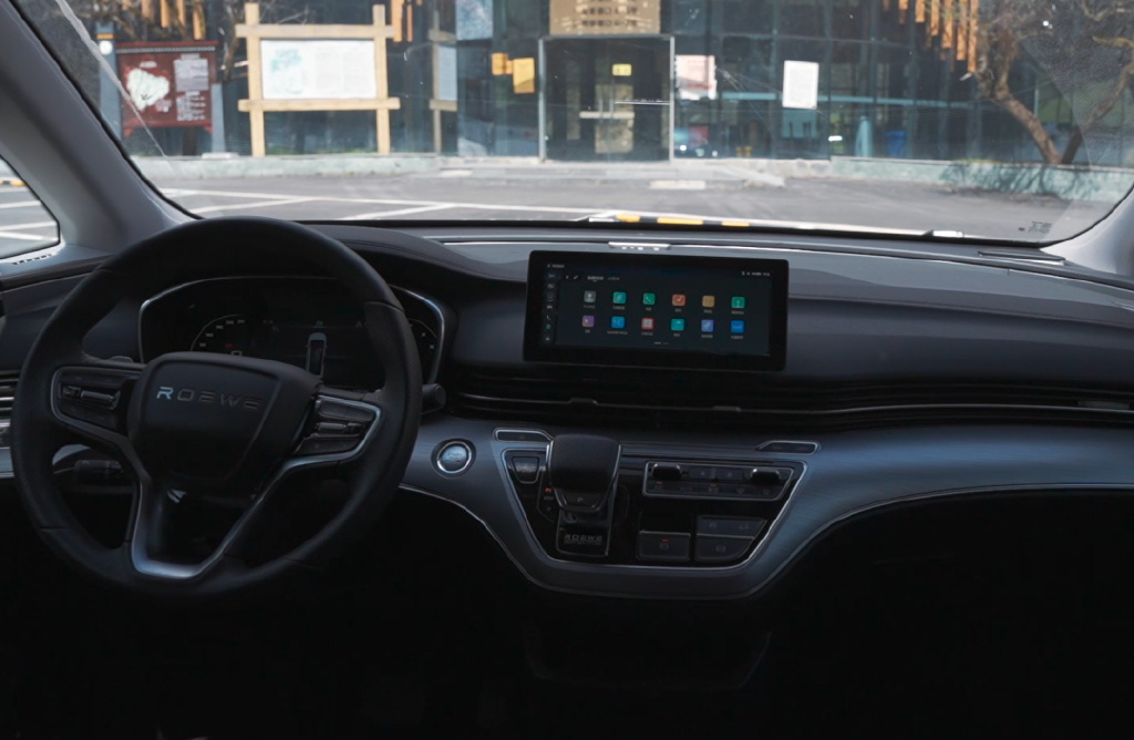 18万MPV：公司选传祺M8，家庭买荣威iMAX8