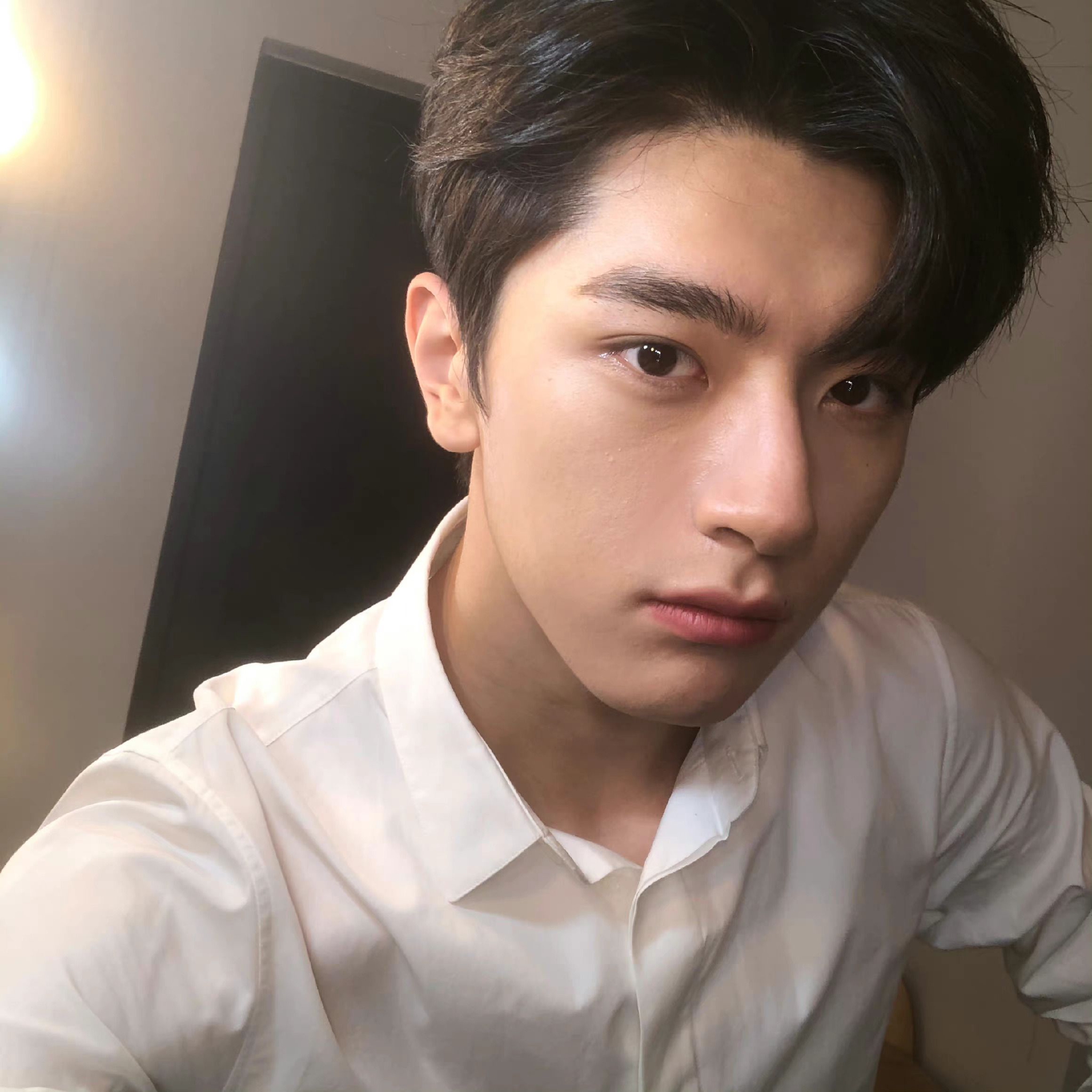 林一ins自拍__财经头条