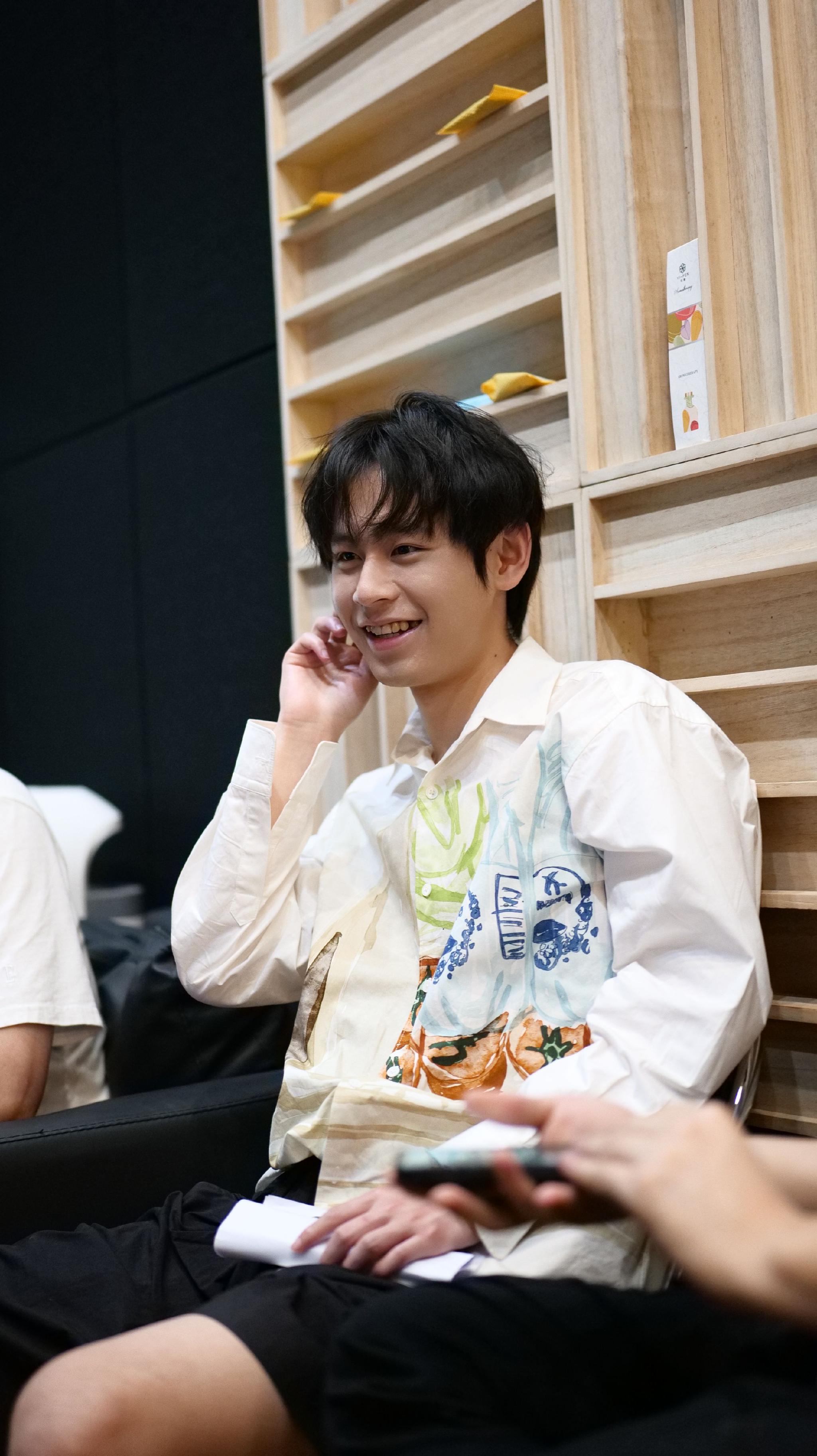 无畏首支单曲无畏录音花絮照