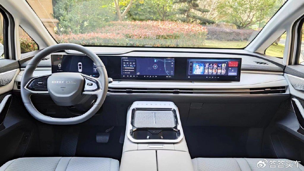 和外观一样,进入上汽大通maxus g70的车内,也是一