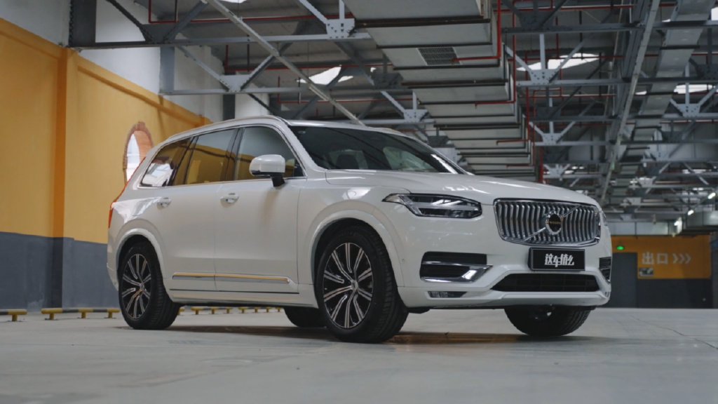 多花10万买顶配?xc90凭什么比x5更豪华?-新浪汽车