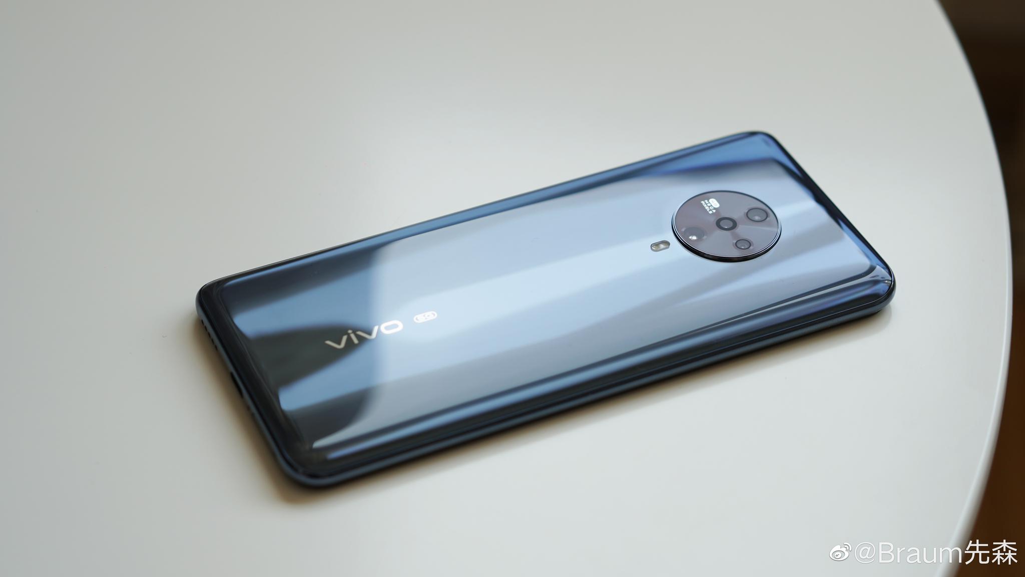 vivo s6上手,其实最好看的是天鹅湖配色