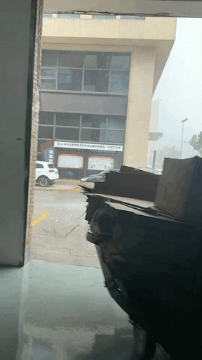 “番茄炒蛋”来了!杭州发布暴雨+雷电黄色预警,余杭发布冰雹橙色预警,此刻正在下大雨休闲区蓝鸢梦想 - Www.slyday.coM “番茄炒蛋”来了!杭州发布暴雨+雷电黄色预警,余杭发布冰雹橙色预警,此刻正在下大雨休闲区蓝鸢梦想 - Www.slyday.coM