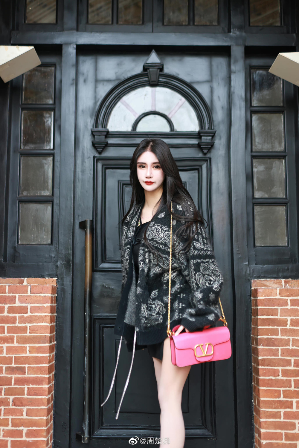 周楚娜受邀出席prada电影《无名》专场活动 甜美优雅