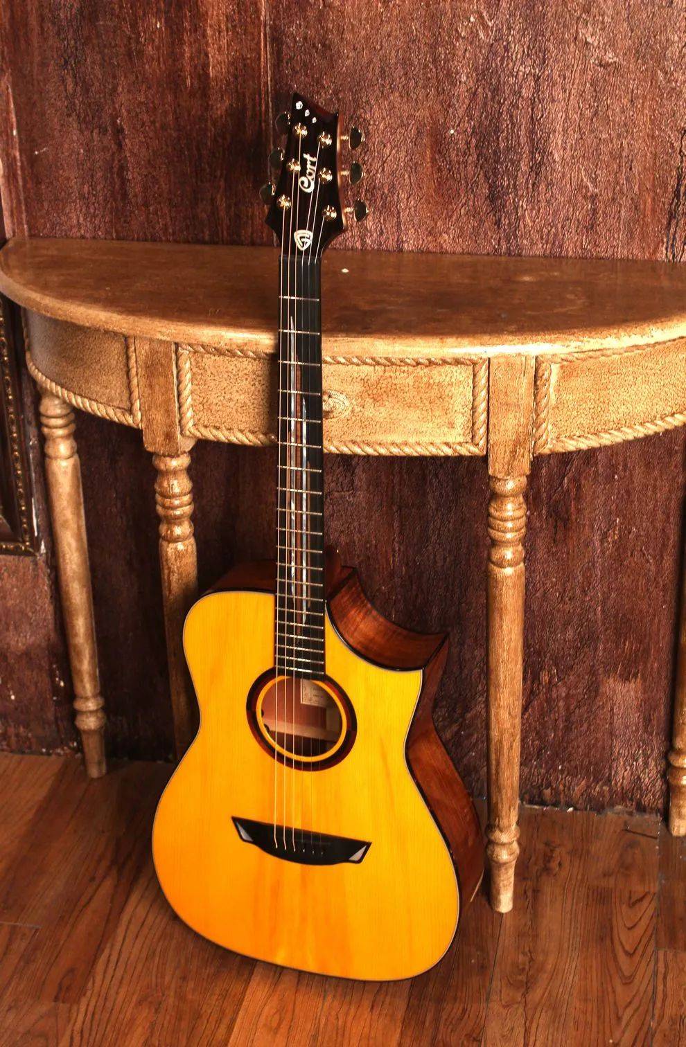 音色的形状cort木吉他桶身对音色的影响